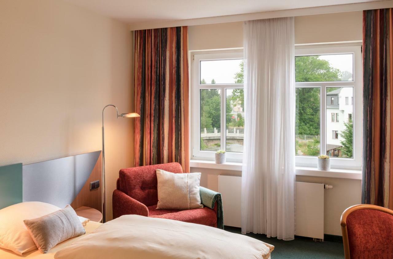 Hotel Neustaedter Hof Schwarzenberg  Exterior photo